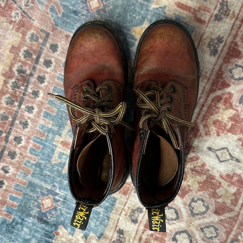 Dr. Martens Burgundy  Leather MADE IN ENGLAND - Picture 4 of 13